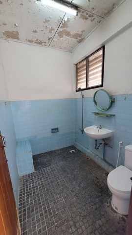 ขายบ้านทาวน์เฮ้าส์ 2 ชั้น ใจกลางกรุงทำเลทอง ใกล้สิ่งอำนวยความสะดวก เดินทางสะดวก กรุงเทพ 